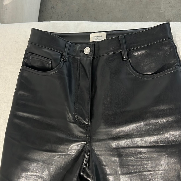 Aritzia Wilfred the Melina pant leather 2 black - Picture 4 of 4